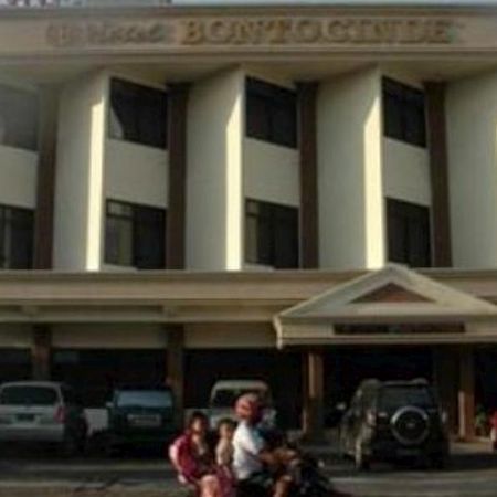 Hotel Bontocinde Makassar Extérieur photo