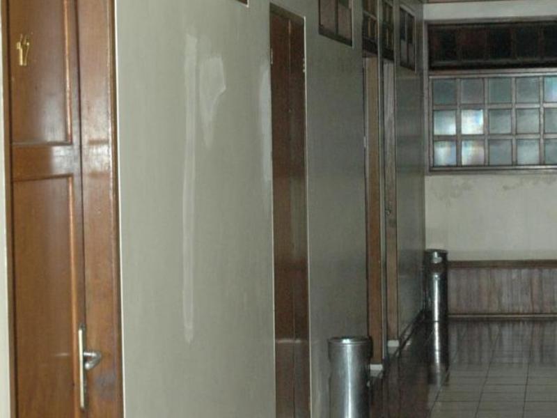 Hotel Bontocinde Makassar Extérieur photo